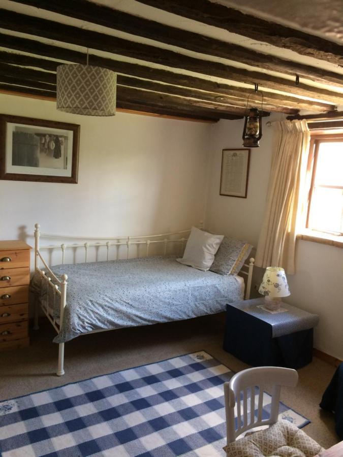 Cockley Cley Dairy Cottage מראה חיצוני תמונה